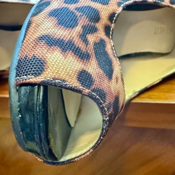 Nine West Brown and Black Peep Toe Stiletto Heels - Picture 10 of 10